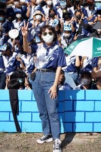 DSC09749_700x1050.jpeg