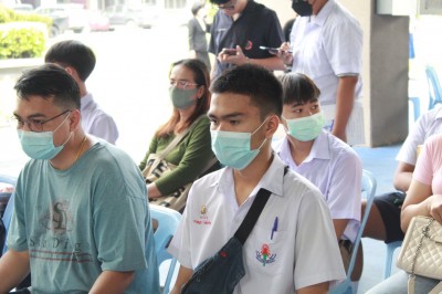 LINE_ALBUM_30466_230501_108.jpg