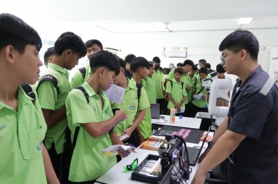 LINE_ALBUM_230907_0.jpg