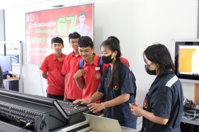 LINE_ALBUM_71266_231207_112.jpg