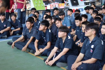 LINE_ALBUM_1422567 BE_240214_128.jpg