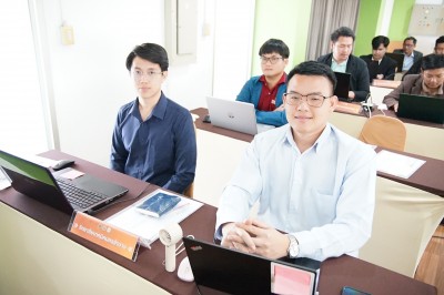 LINE_ALBUM_18968_250922_36.jpg