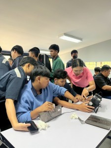 LINE_ALBUM_อบรม UT 020868_250804_170.jpg