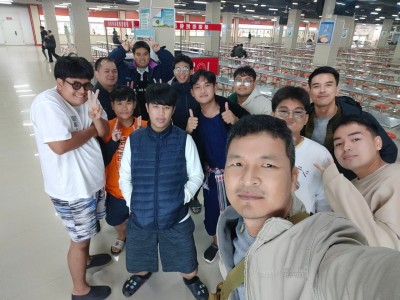 LINE_ALBUM_ส่งเด็กซานตง_๒๔๐๓๐๕_1.jpg