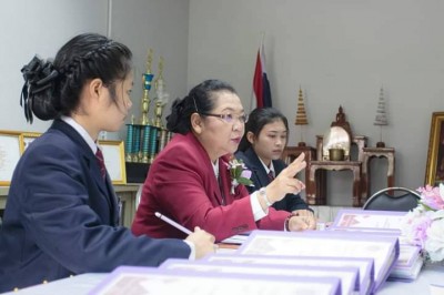215296_0.jpg