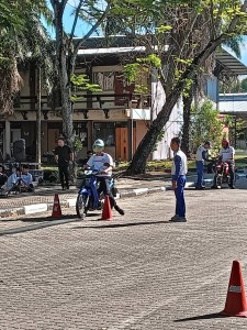 398043_0.jpg
